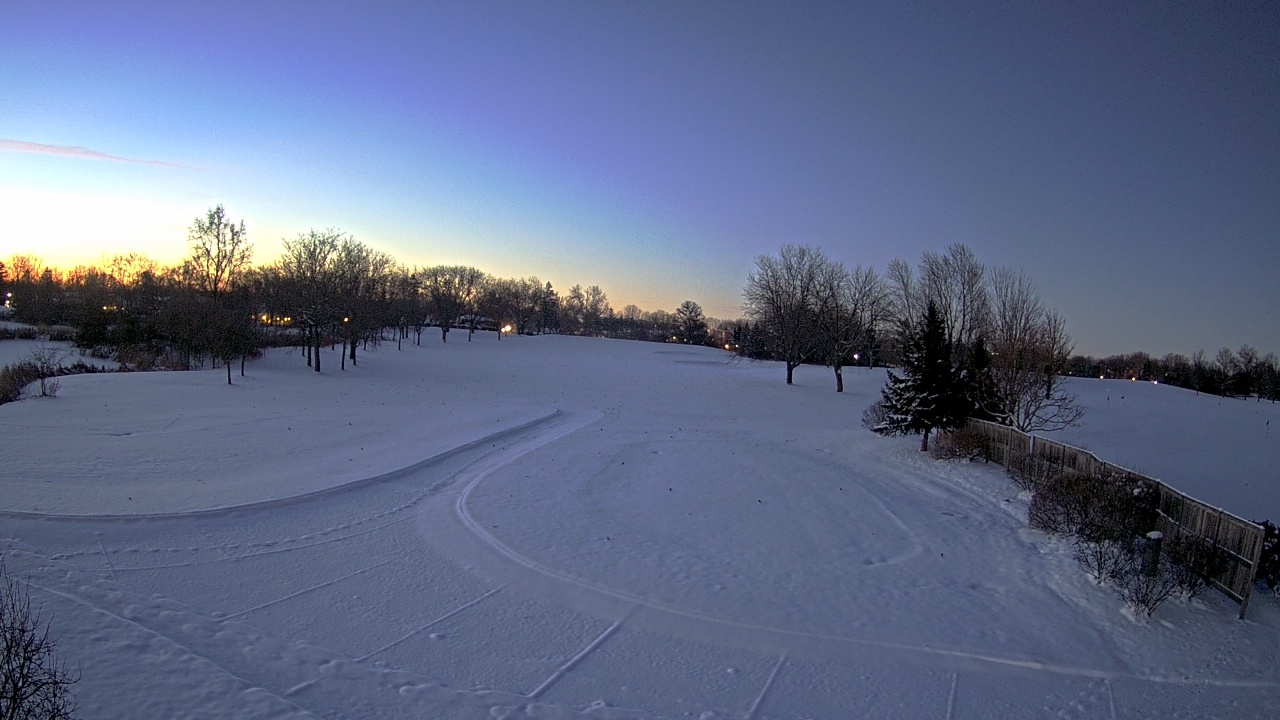 Thumbnail for current weather camera view from Village Links of Glen Ellyn in Glen Ellyn, Illinois