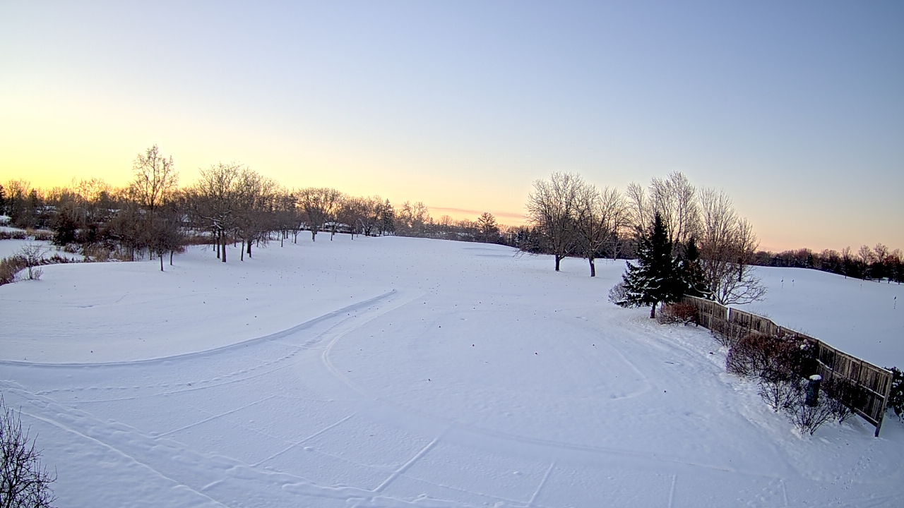 Thumbnail for current weather camera view from Village Links of Glen Ellyn in Glen Ellyn, Illinois
