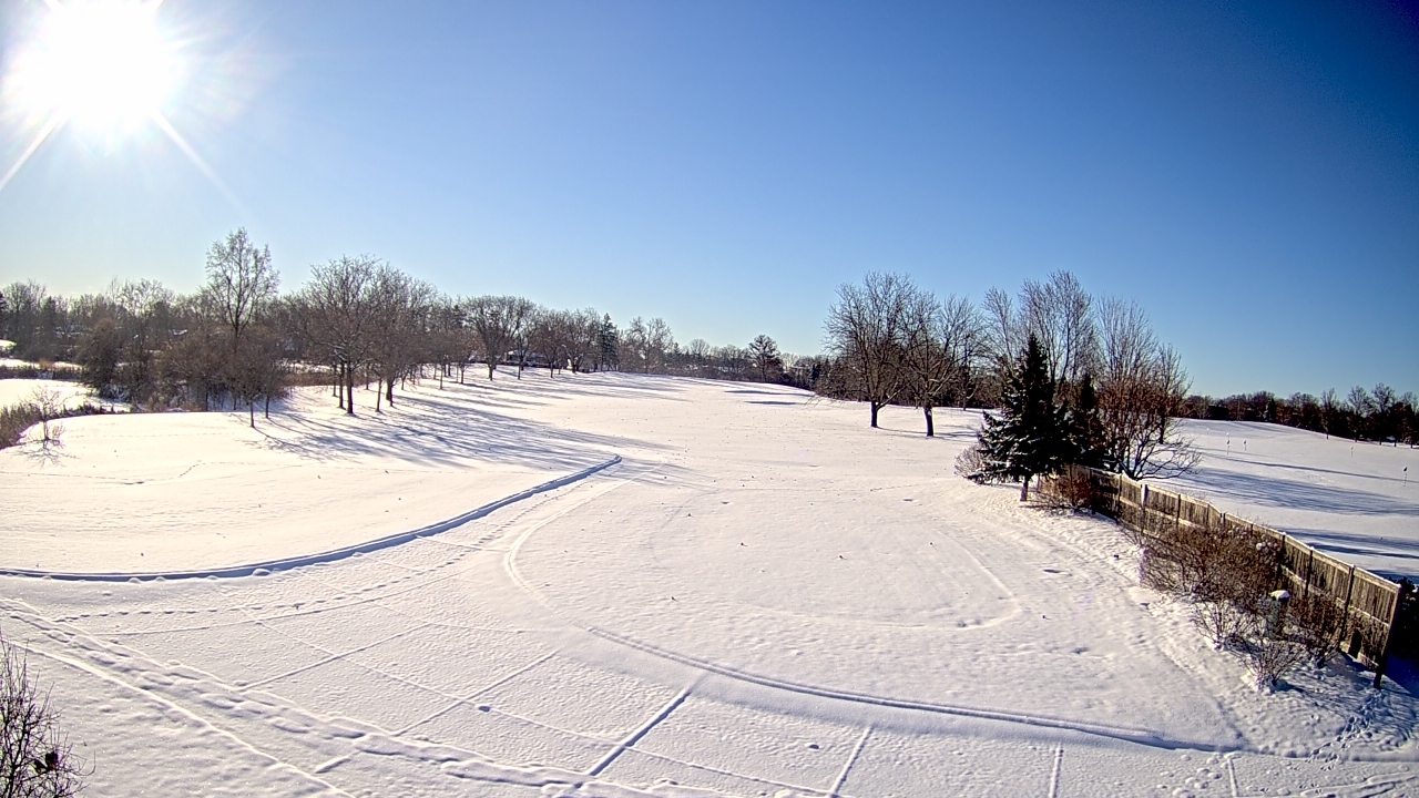 Thumbnail for current weather camera view from Village Links of Glen Ellyn in Glen Ellyn, Illinois