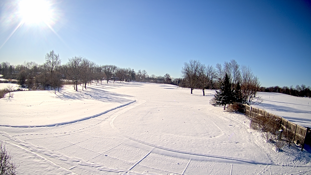 Thumbnail for current weather camera view from Village Links of Glen Ellyn in Glen Ellyn, Illinois