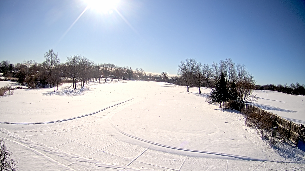 Thumbnail for current weather camera view from Village Links of Glen Ellyn in Glen Ellyn, Illinois