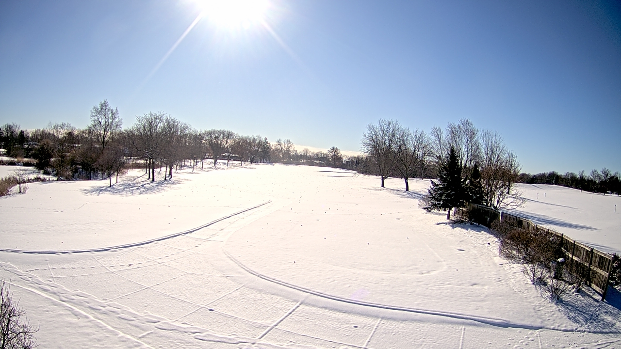 Thumbnail for current weather camera view from Village Links of Glen Ellyn in Glen Ellyn, Illinois