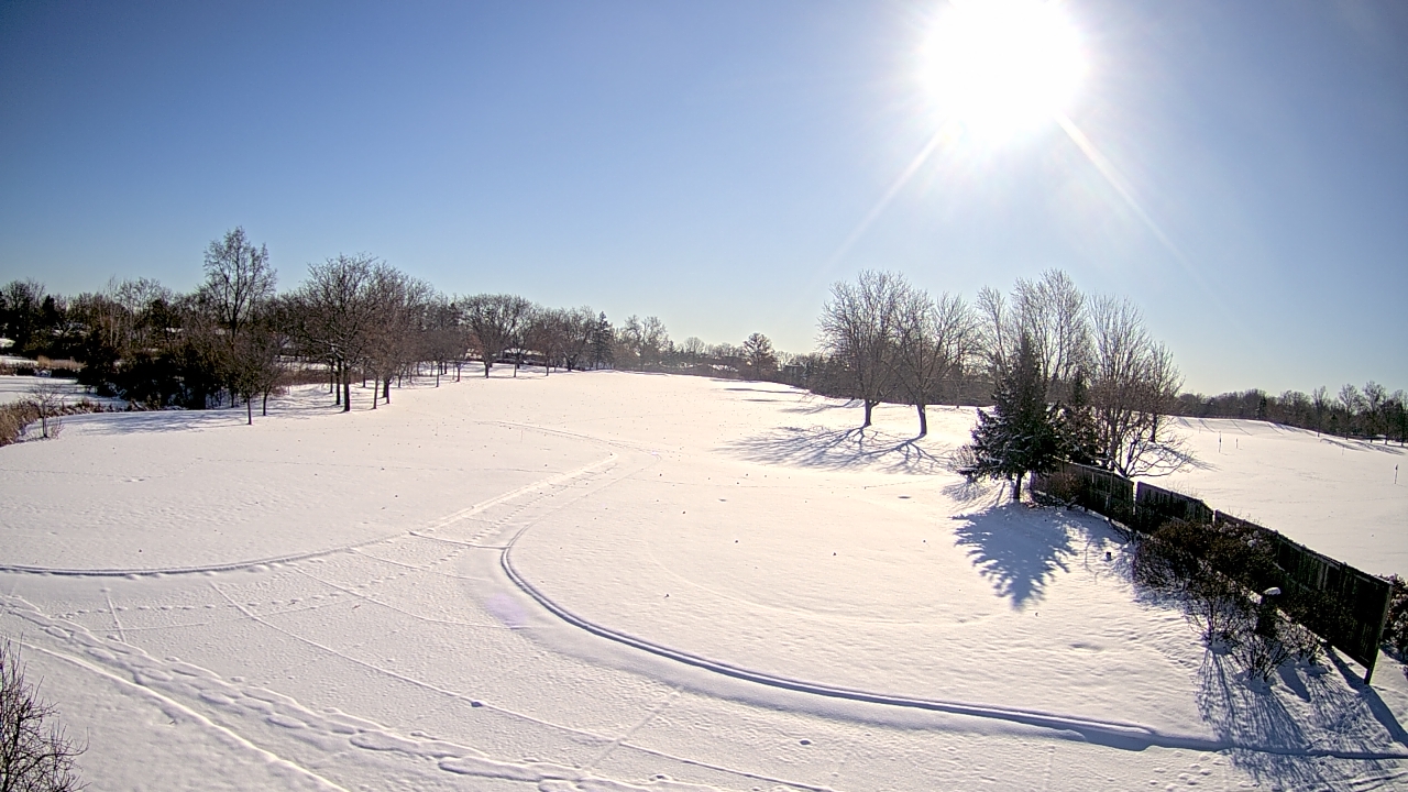 Thumbnail for current weather camera view from Village Links of Glen Ellyn in Glen Ellyn, Illinois