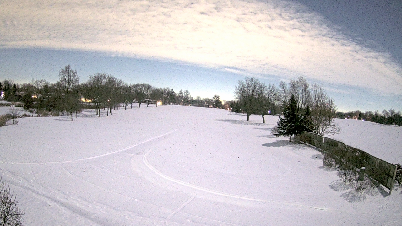 Thumbnail for current weather camera view from Village Links of Glen Ellyn in Glen Ellyn, Illinois