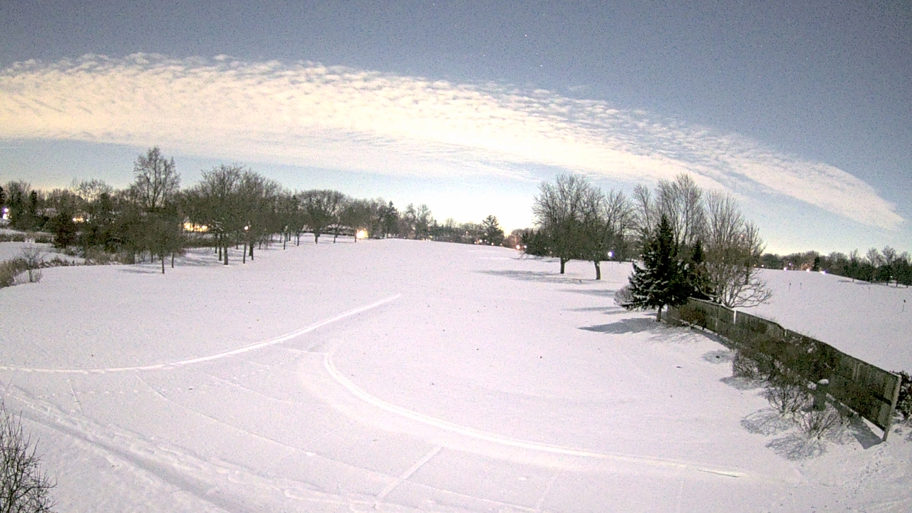 Thumbnail for current weather camera view from Village Links of Glen Ellyn in Glen Ellyn, Illinois