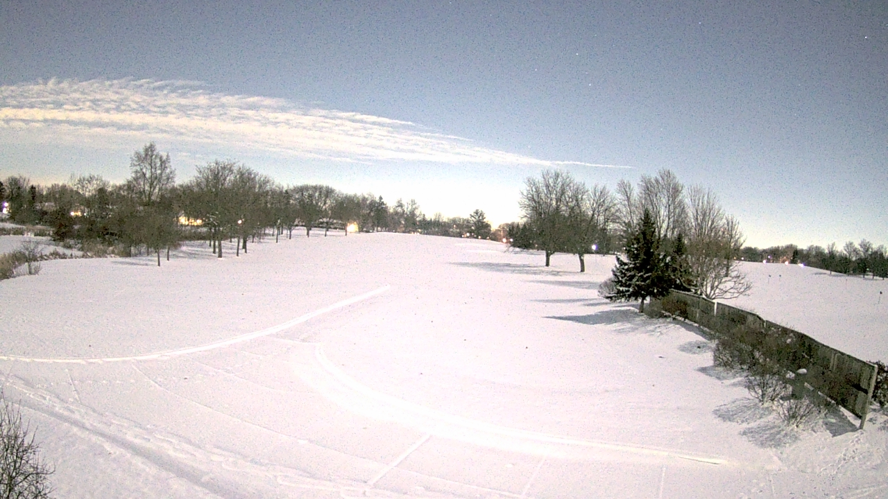 Thumbnail for current weather camera view from Village Links of Glen Ellyn in Glen Ellyn, Illinois