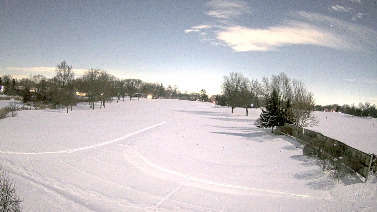 Thumbnail for current weather camera view from Village Links of Glen Ellyn in Glen Ellyn, Illinois