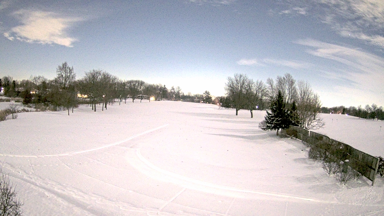 Thumbnail for current weather camera view from Village Links of Glen Ellyn in Glen Ellyn, Illinois
