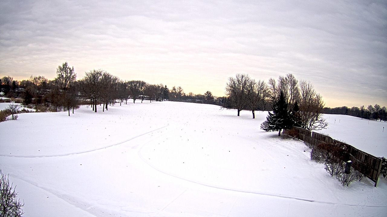 Thumbnail for current weather camera view from Village Links of Glen Ellyn in Glen Ellyn, Illinois
