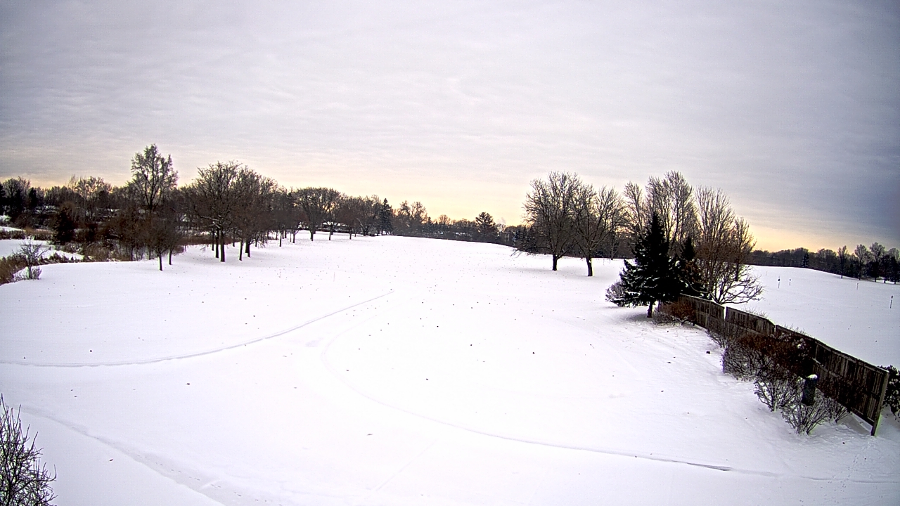 Thumbnail for current weather camera view from Village Links of Glen Ellyn in Glen Ellyn, Illinois