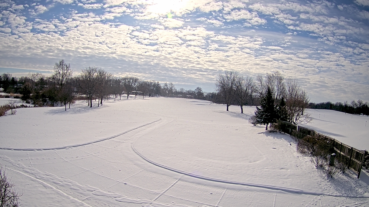 Thumbnail for current weather camera view from Village Links of Glen Ellyn in Glen Ellyn, Illinois