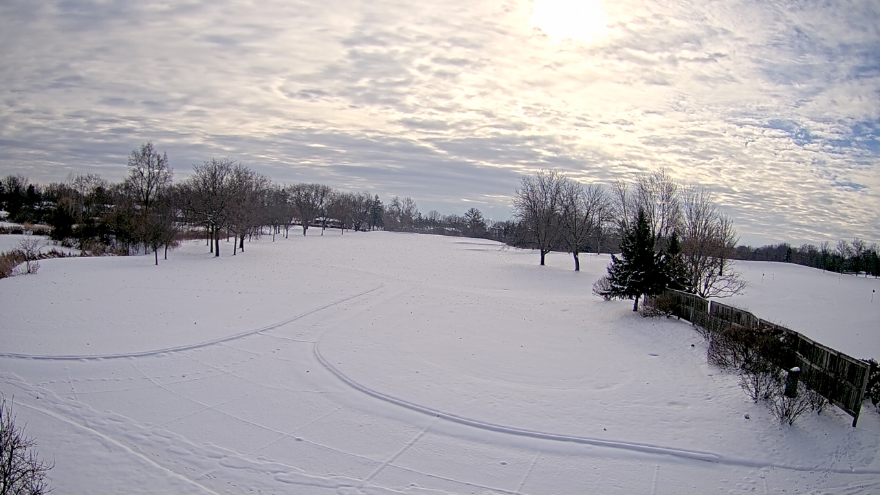 Thumbnail for current weather camera view from Village Links of Glen Ellyn in Glen Ellyn, Illinois