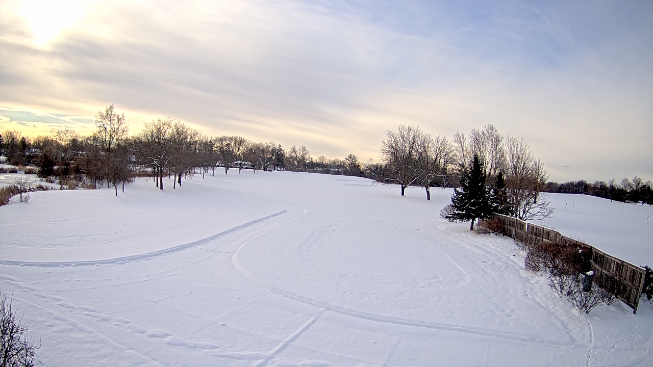 Thumbnail for current weather camera view from Village Links of Glen Ellyn in Glen Ellyn, Illinois