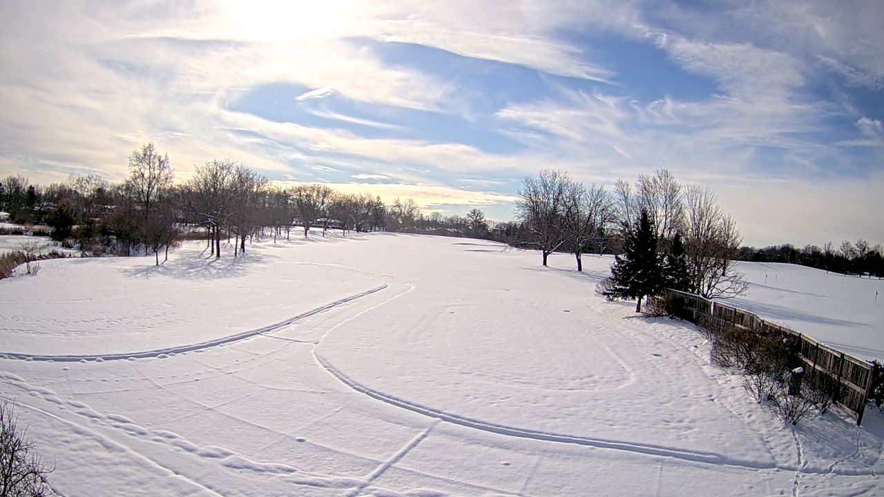 Thumbnail for current weather camera view from Village Links of Glen Ellyn in Glen Ellyn, Illinois