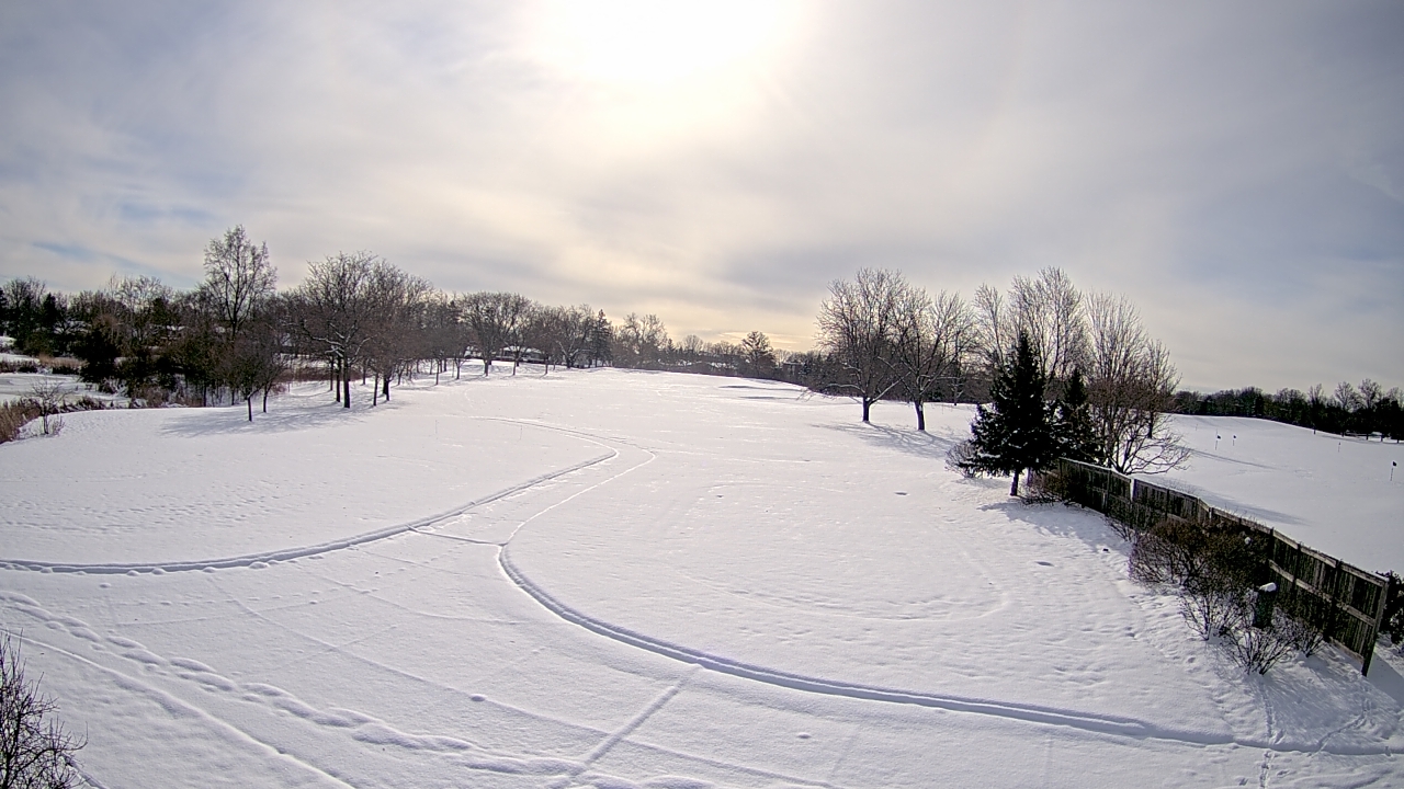 Thumbnail for current weather camera view from Village Links of Glen Ellyn in Glen Ellyn, Illinois