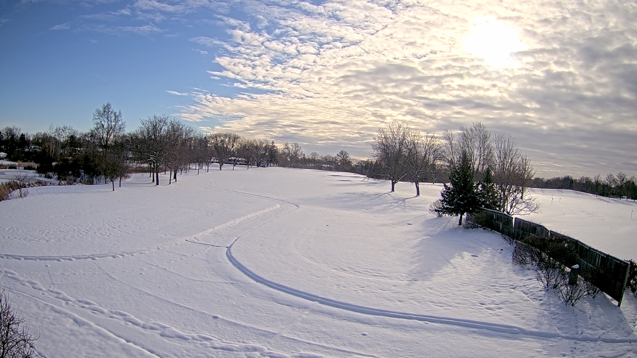 Thumbnail for current weather camera view from Village Links of Glen Ellyn in Glen Ellyn, Illinois