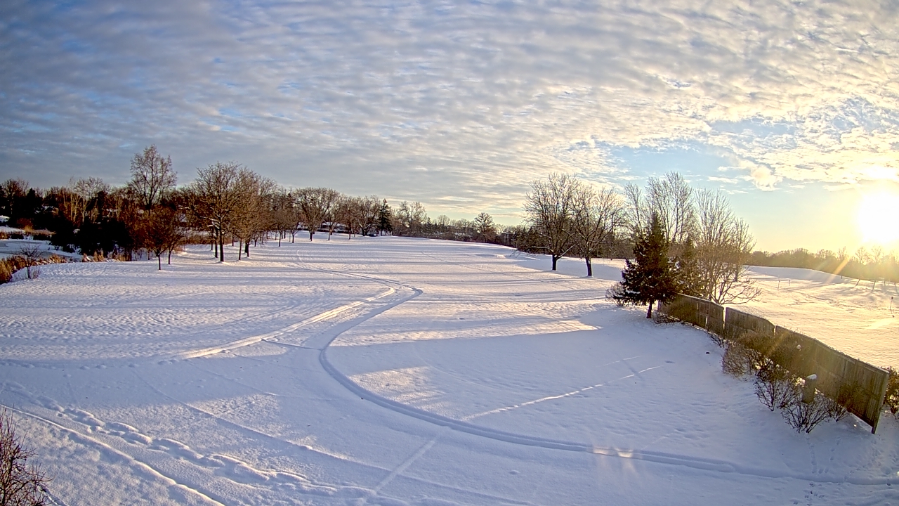 Thumbnail for current weather camera view from Village Links of Glen Ellyn in Glen Ellyn, Illinois