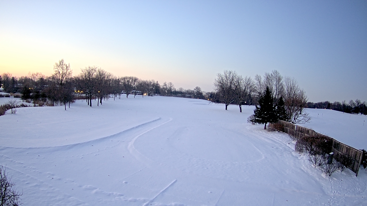 Thumbnail for current weather camera view from Village Links of Glen Ellyn in Glen Ellyn, Illinois
