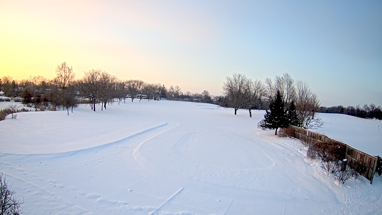 Thumbnail for current weather camera view from Village Links of Glen Ellyn in Glen Ellyn, Illinois