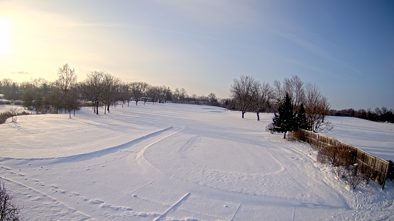 Thumbnail for current weather camera view from Village Links of Glen Ellyn in Glen Ellyn, Illinois