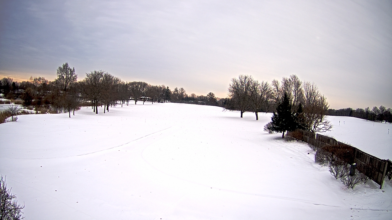 Thumbnail for current weather camera view from Village Links of Glen Ellyn in Glen Ellyn, Illinois