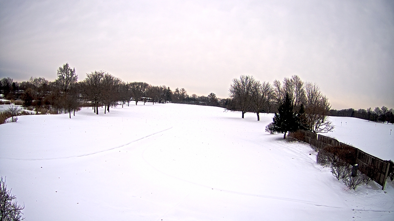 Thumbnail for current weather camera view from Village Links of Glen Ellyn in Glen Ellyn, Illinois