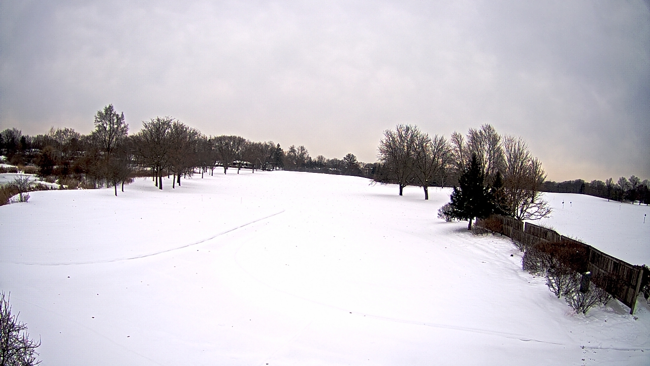 Thumbnail for current weather camera view from Village Links of Glen Ellyn in Glen Ellyn, Illinois