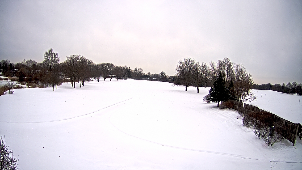Thumbnail for current weather camera view from Village Links of Glen Ellyn in Glen Ellyn, Illinois