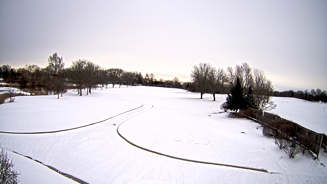 Thumbnail for current weather camera view from Village Links of Glen Ellyn in Glen Ellyn, Illinois