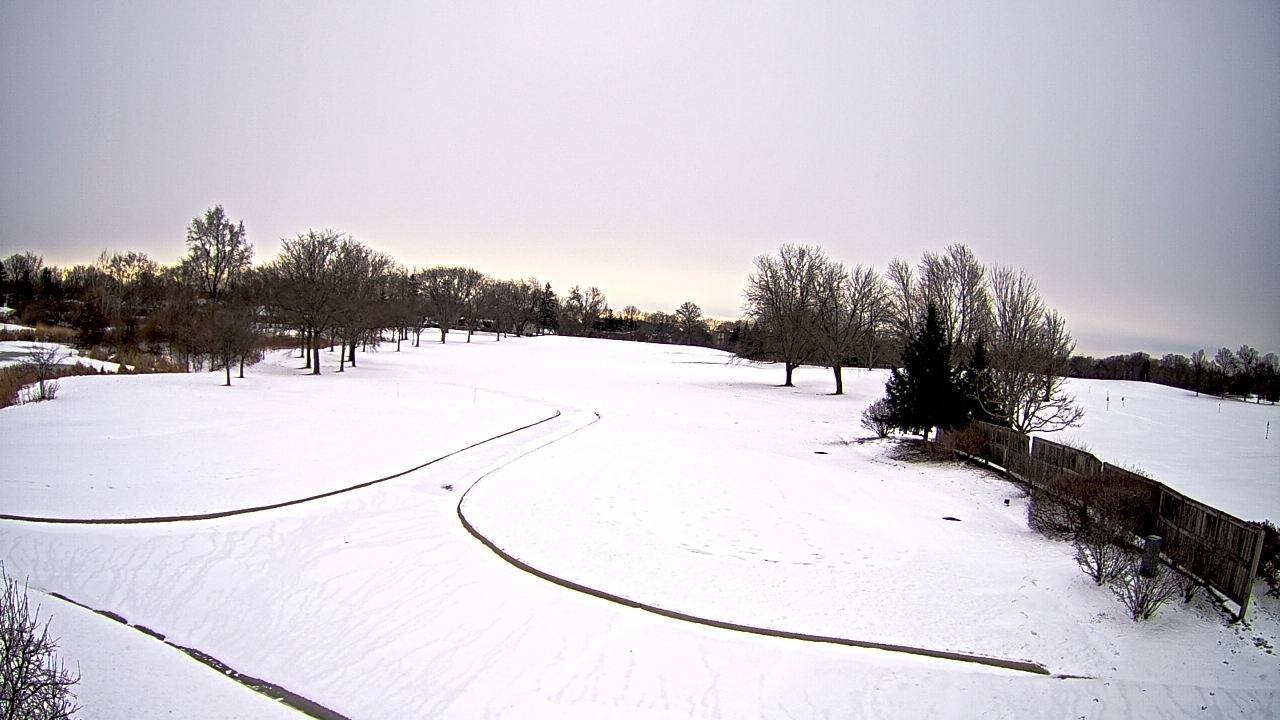 Thumbnail for current weather camera view from Village Links of Glen Ellyn in Glen Ellyn, Illinois