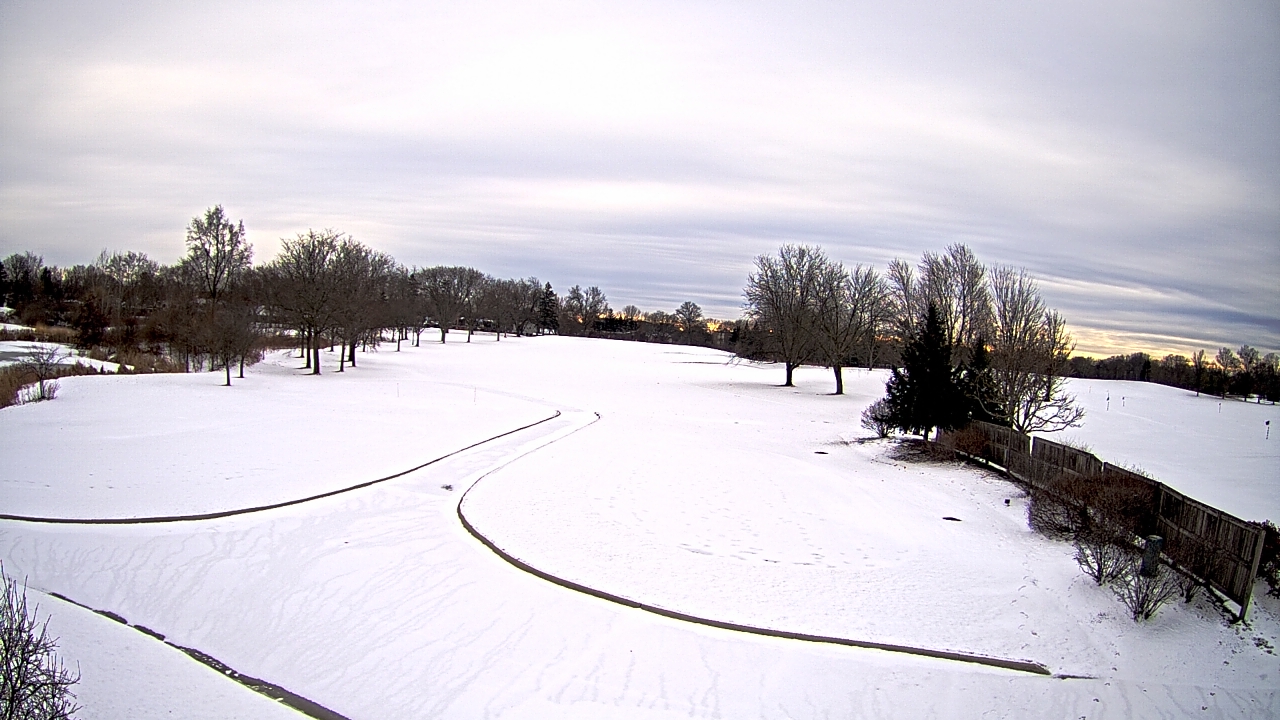 Thumbnail for current weather camera view from Village Links of Glen Ellyn in Glen Ellyn, Illinois