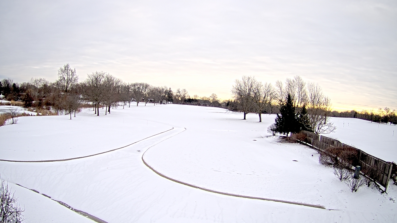 Thumbnail for current weather camera view from Village Links of Glen Ellyn in Glen Ellyn, Illinois