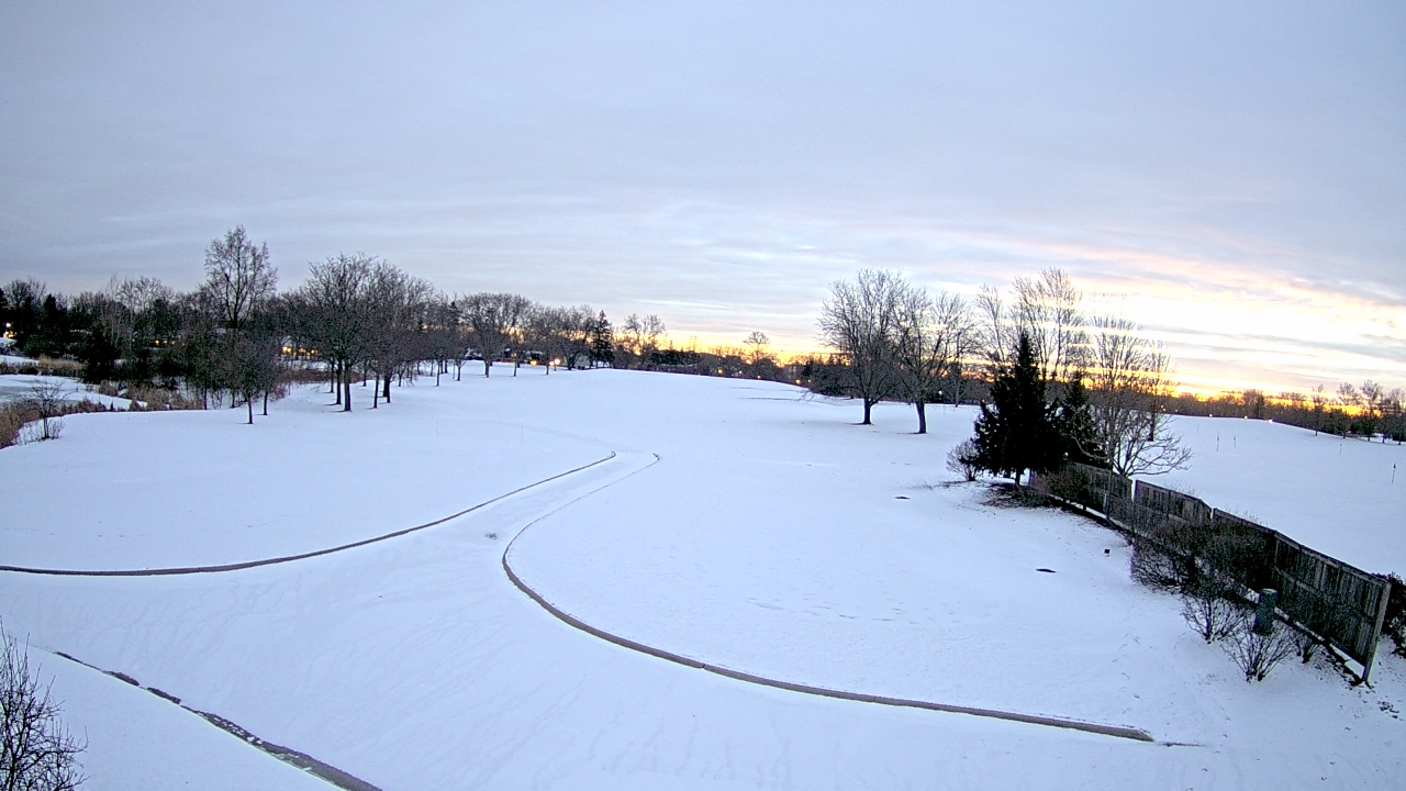 Thumbnail for current weather camera view from Village Links of Glen Ellyn in Glen Ellyn, Illinois