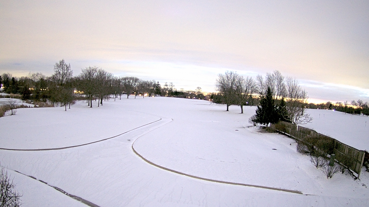Thumbnail for current weather camera view from Village Links of Glen Ellyn in Glen Ellyn, Illinois