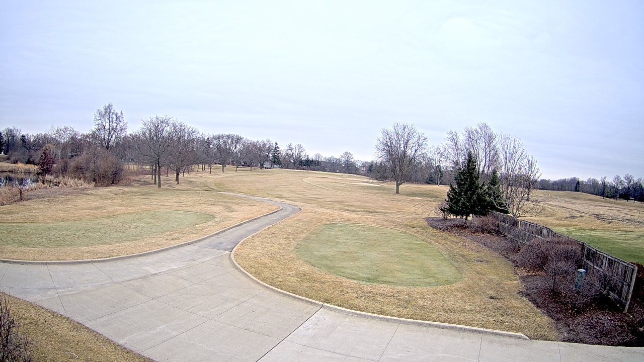 Thumbnail for current weather camera view from Village Links of Glen Ellyn in Glen Ellyn, Illinois