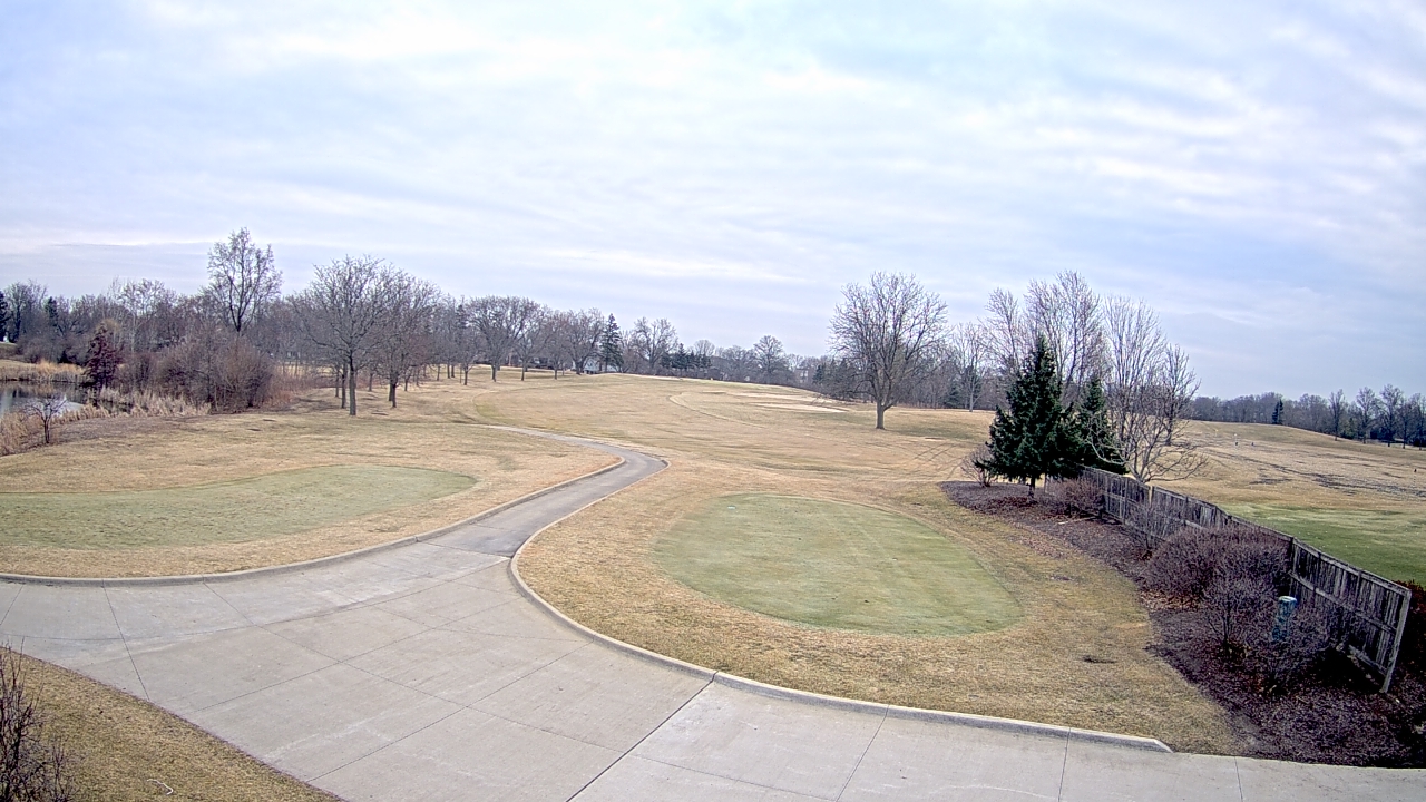 Thumbnail for current weather camera view from Village Links of Glen Ellyn in Glen Ellyn, Illinois