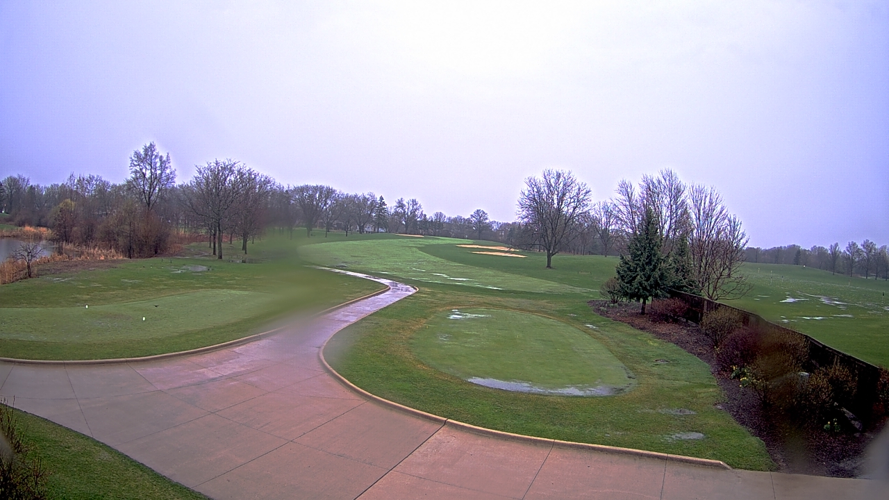 Thumbnail for current weather camera view from Village Links of Glen Ellyn in Glen Ellyn, Illinois