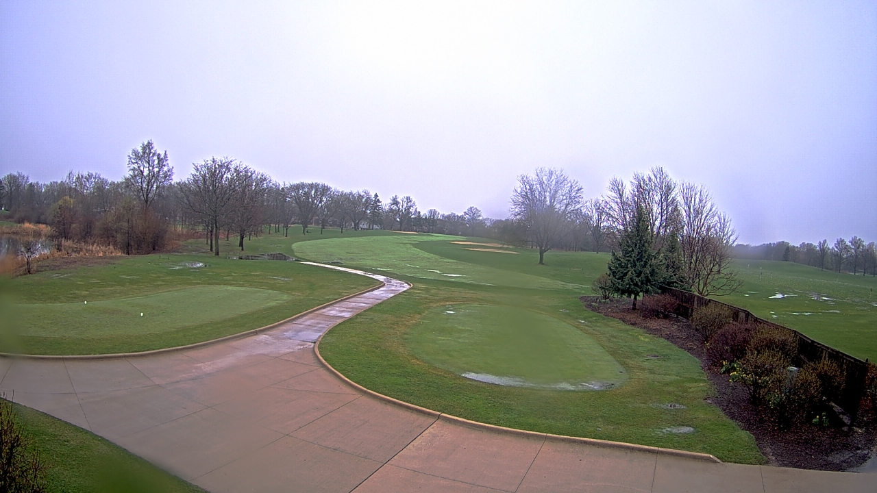 Thumbnail for current weather camera view from Village Links of Glen Ellyn in Glen Ellyn, Illinois