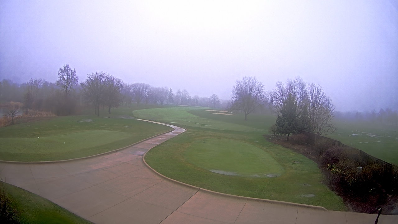 Thumbnail for current weather camera view from Village Links of Glen Ellyn in Glen Ellyn, Illinois