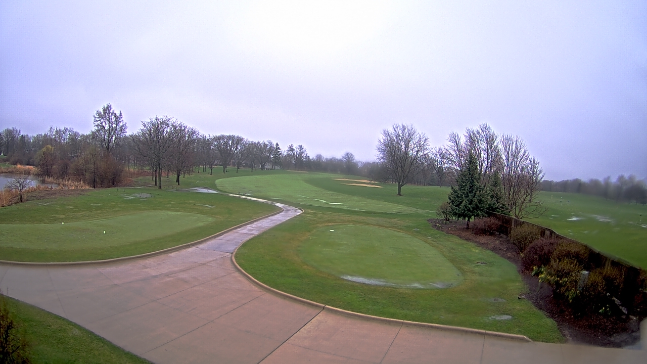 Thumbnail for current weather camera view from Village Links of Glen Ellyn in Glen Ellyn, Illinois