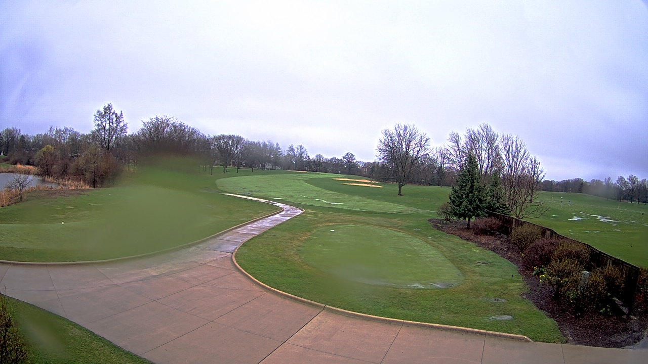 Thumbnail for current weather camera view from Village Links of Glen Ellyn in Glen Ellyn, Illinois