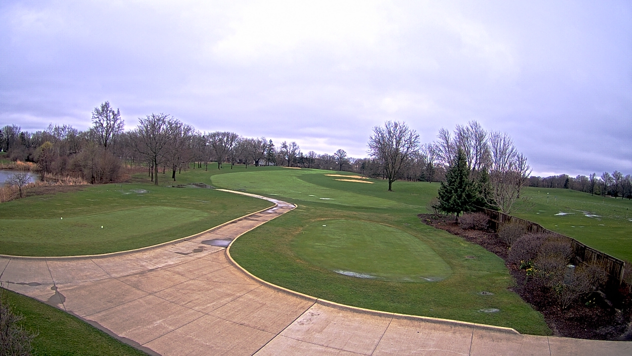 Thumbnail for current weather camera view from Village Links of Glen Ellyn in Glen Ellyn, Illinois