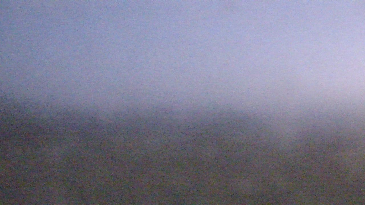 Thumbnail for current weather camera view from Eagle View ES in Roosevelt, Utah