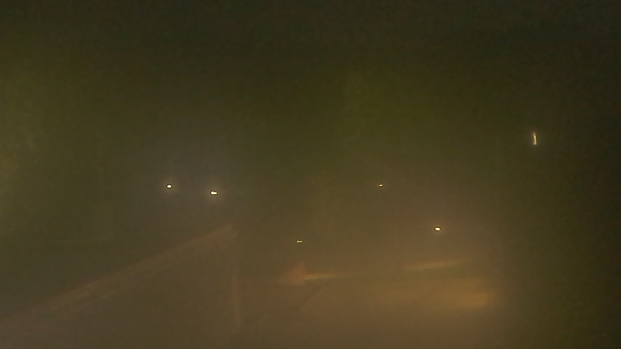 Thumbnail for current weather camera view from Dag Hammarskjold MS in Wallingford, Connecticut