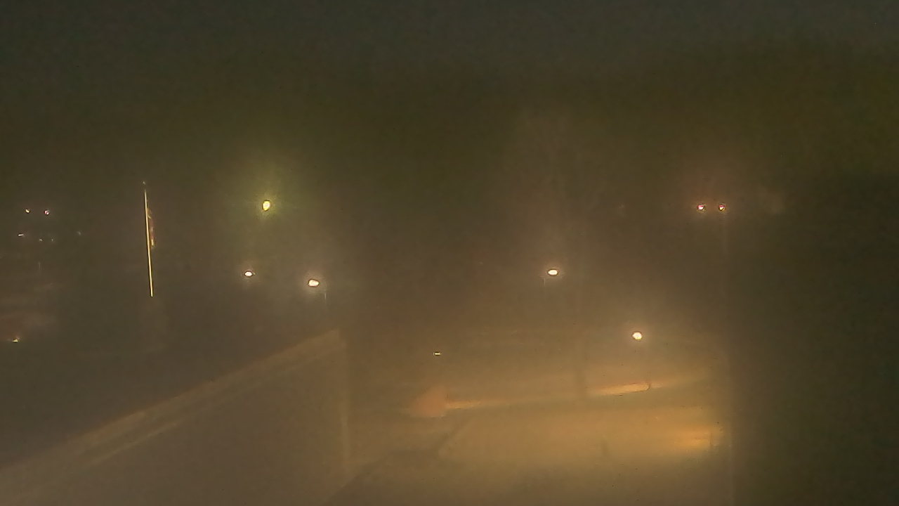 Thumbnail for current weather camera view from Dag Hammarskjold MS in Wallingford, Connecticut