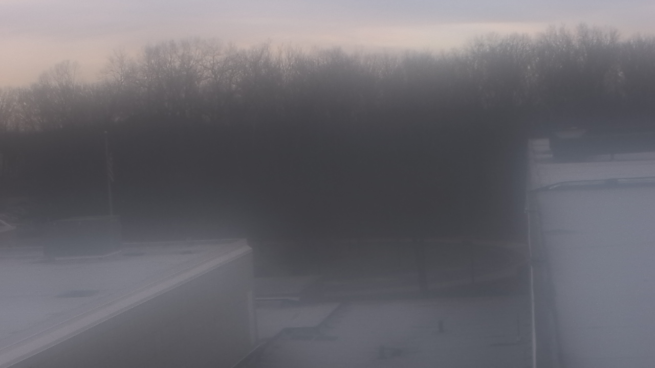 Thumbnail for current weather camera view from Dag Hammarskjold MS in Wallingford, Connecticut