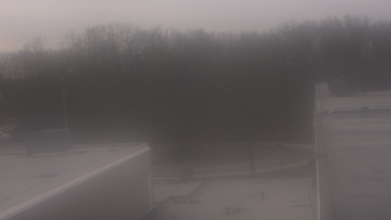 Thumbnail for current weather camera view from Dag Hammarskjold MS in Wallingford, Connecticut