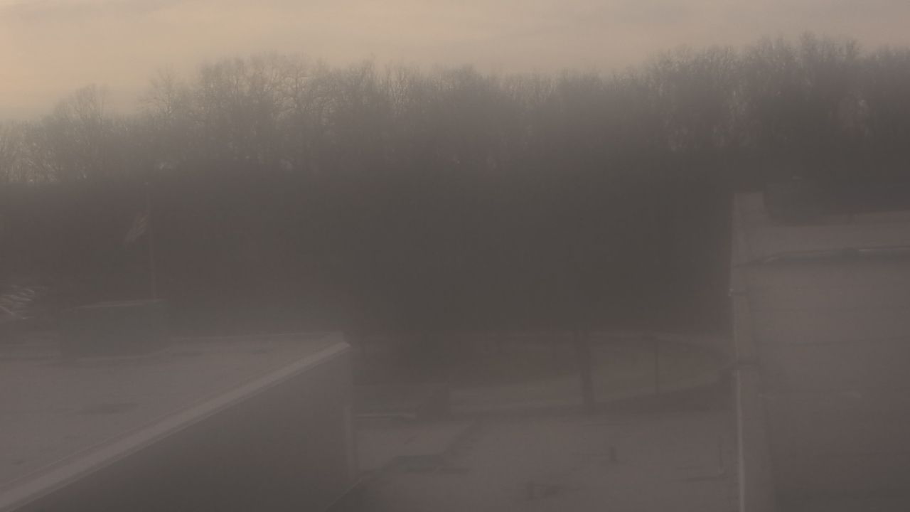 Thumbnail for current weather camera view from Dag Hammarskjold MS in Wallingford, Connecticut