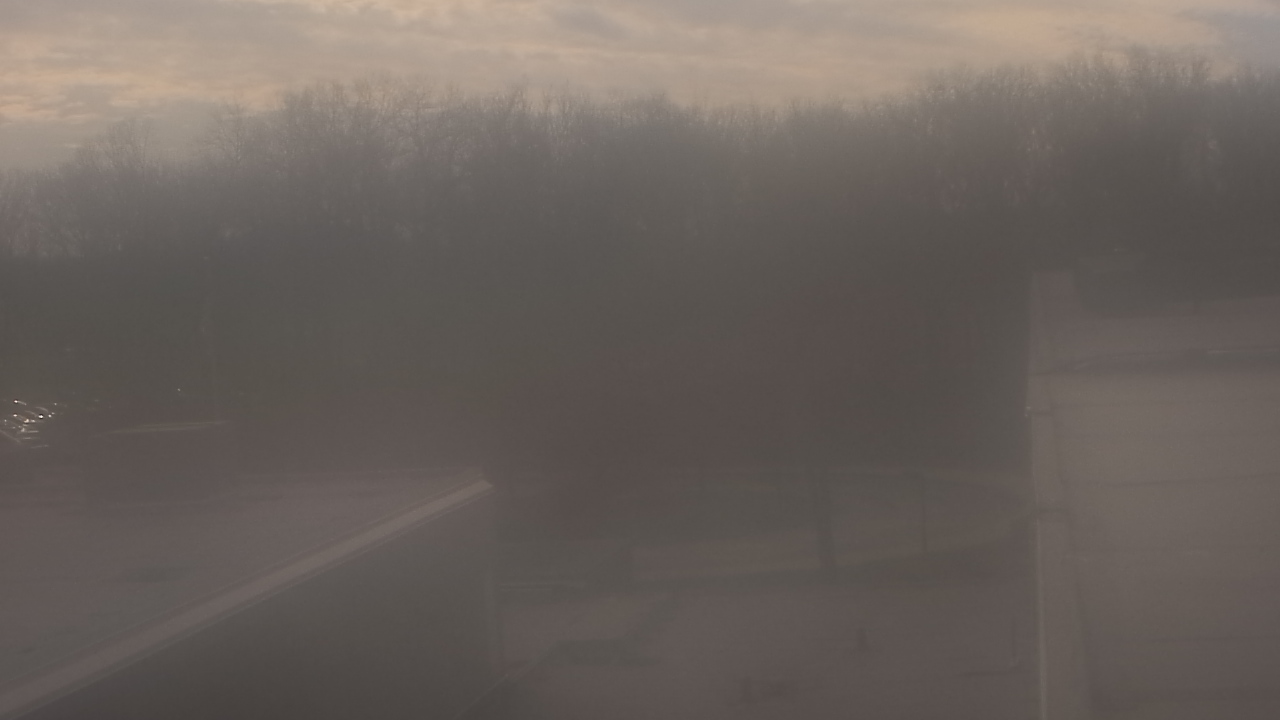 Thumbnail for current weather camera view from Dag Hammarskjold MS in Wallingford, Connecticut