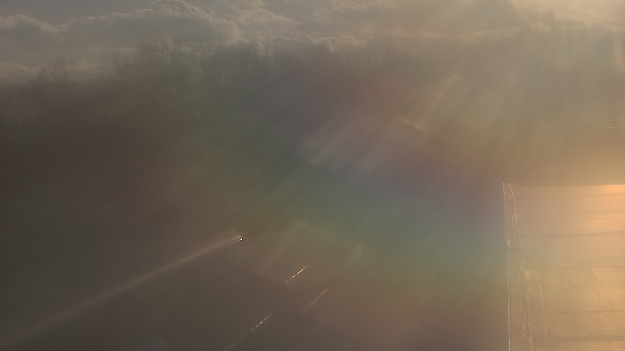 Thumbnail for current weather camera view from Dag Hammarskjold MS in Wallingford, Connecticut